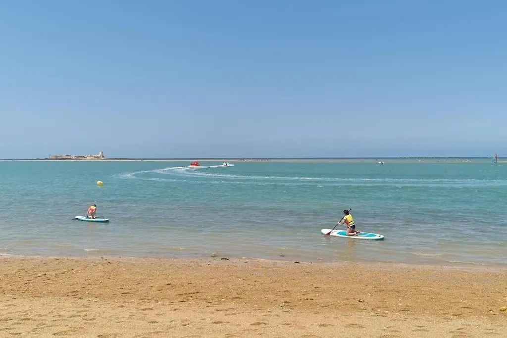 Apartamento En Residencial La Caracola En Playa La Barrosa Novo Sancti Petri Spanyolország
